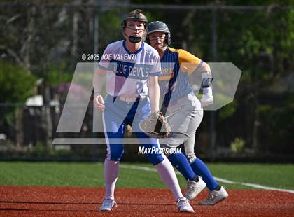 Thumbnail 1 in Lockport @ Kenmore West photogallery.