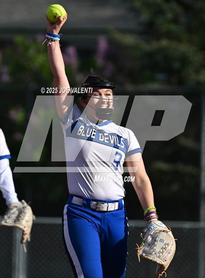 Thumbnail 1 in Lockport @ Kenmore West photogallery.