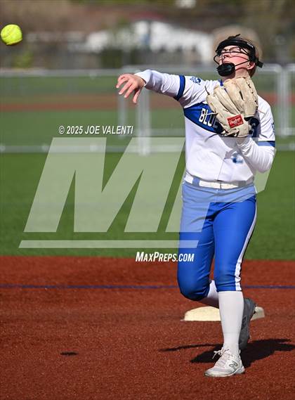 Thumbnail 2 in Lockport @ Kenmore West photogallery.