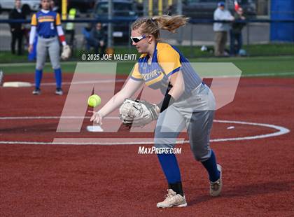 Thumbnail 3 in Lockport @ Kenmore West photogallery.