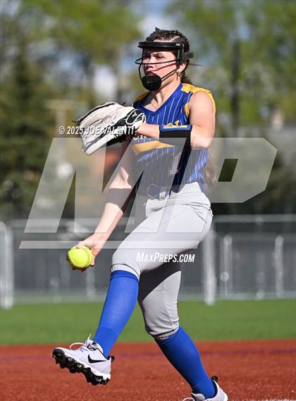 Thumbnail 2 in Lockport @ Kenmore West photogallery.