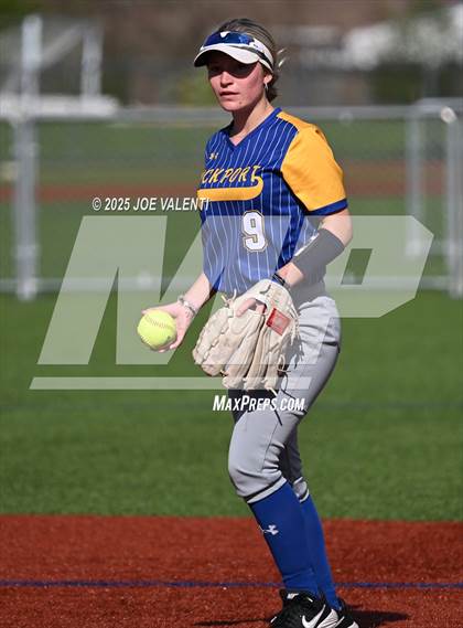 Thumbnail 1 in Lockport @ Kenmore West photogallery.