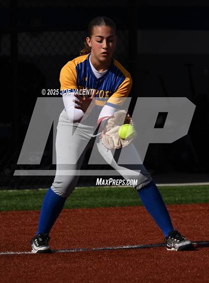 Thumbnail 2 in Lockport @ Kenmore West photogallery.