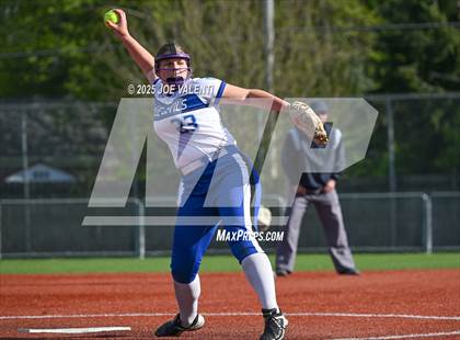Thumbnail 1 in Lockport @ Kenmore West photogallery.