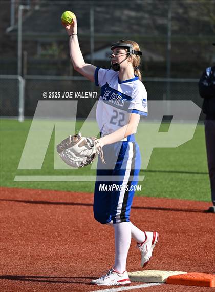 Thumbnail 2 in Lockport @ Kenmore West photogallery.
