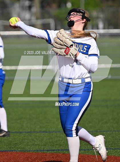 Thumbnail 1 in Lockport @ Kenmore West photogallery.