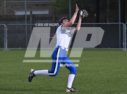 Thumbnail 2 in Lockport @ Kenmore West photogallery.
