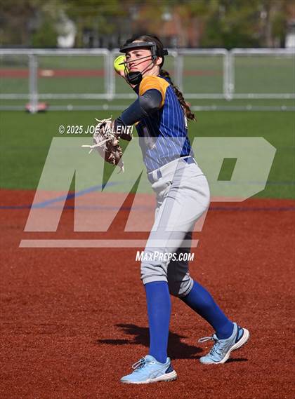 Thumbnail 2 in Lockport @ Kenmore West photogallery.