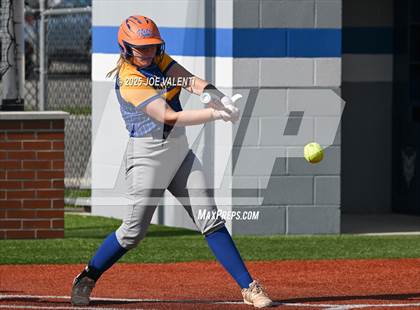 Thumbnail 2 in Lockport @ Kenmore West photogallery.