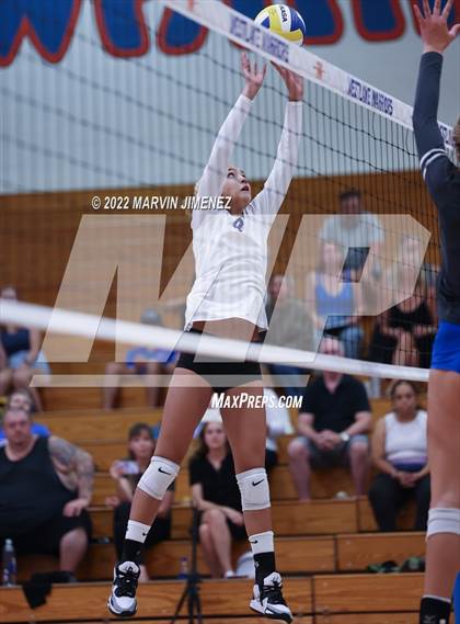 Thumbnail 2 in Agoura @ Westlake photogallery.