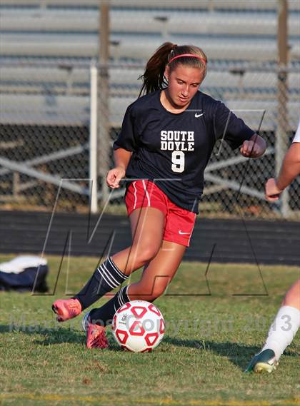 Thumbnail 2 in South-Doyle @ Seymour photogallery.