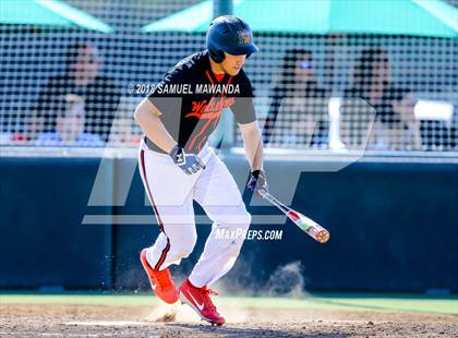 Thumbnail 3 in Harvard-Westlake vs Loyola photogallery.