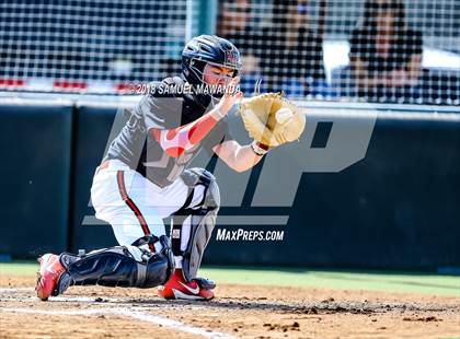 Thumbnail 1 in Harvard-Westlake vs Loyola photogallery.