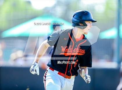 Thumbnail 3 in Harvard-Westlake vs Loyola photogallery.