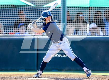 Thumbnail 2 in Harvard-Westlake vs Loyola photogallery.