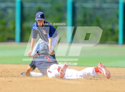 Thumbnail 3 in Harvard-Westlake vs Loyola photogallery.