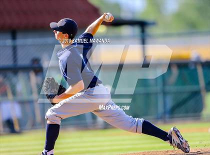 Thumbnail 3 in Harvard-Westlake vs Loyola photogallery.