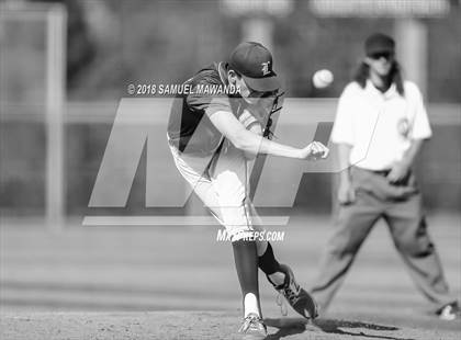 Thumbnail 2 in Harvard-Westlake vs Loyola photogallery.