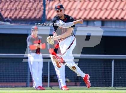 Thumbnail 1 in Harvard-Westlake vs Loyola photogallery.