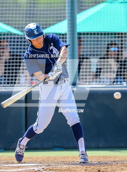 Thumbnail 3 in Harvard-Westlake vs Loyola photogallery.
