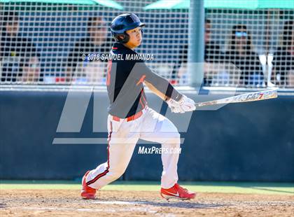 Thumbnail 3 in Harvard-Westlake vs Loyola photogallery.