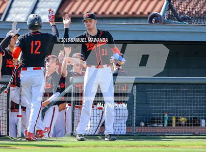 Thumbnail 3 in Harvard-Westlake vs Loyola photogallery.