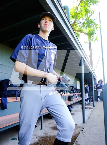 Thumbnail 2 in Harvard-Westlake vs Loyola photogallery.