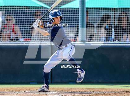Thumbnail 3 in Harvard-Westlake vs Loyola photogallery.