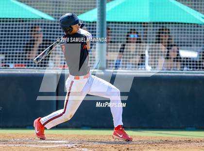 Thumbnail 2 in Harvard-Westlake vs Loyola photogallery.
