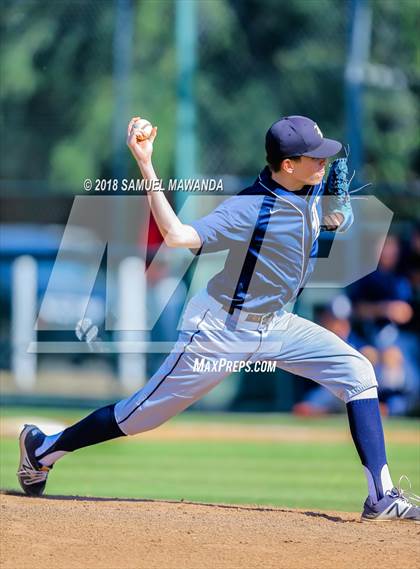 Thumbnail 1 in Harvard-Westlake vs Loyola photogallery.