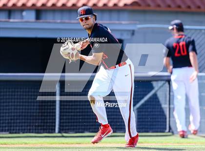 Thumbnail 3 in Harvard-Westlake vs Loyola photogallery.