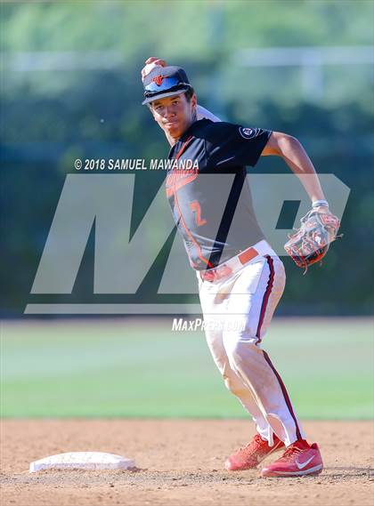 Thumbnail 1 in Harvard-Westlake vs Loyola photogallery.