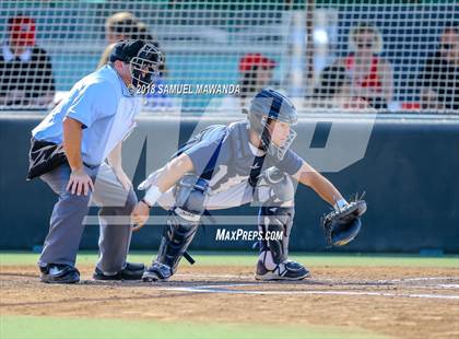 Thumbnail 2 in Harvard-Westlake vs Loyola photogallery.