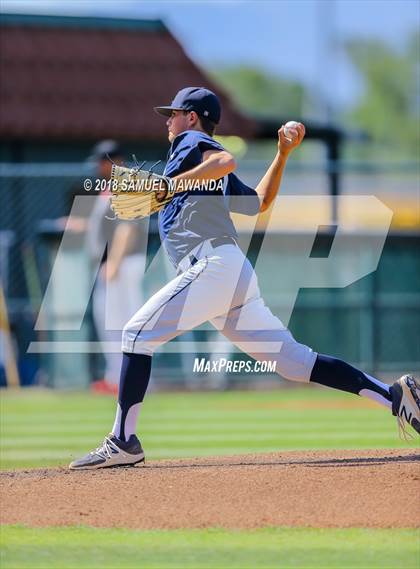 Thumbnail 3 in Harvard-Westlake vs Loyola photogallery.