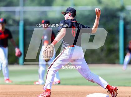 Thumbnail 1 in Harvard-Westlake vs Loyola photogallery.