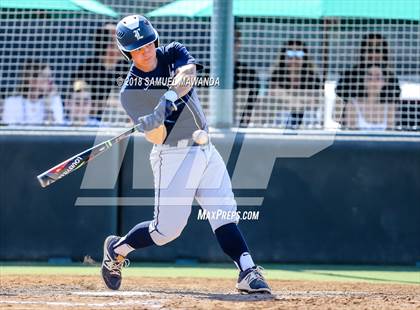 Thumbnail 3 in Harvard-Westlake vs Loyola photogallery.