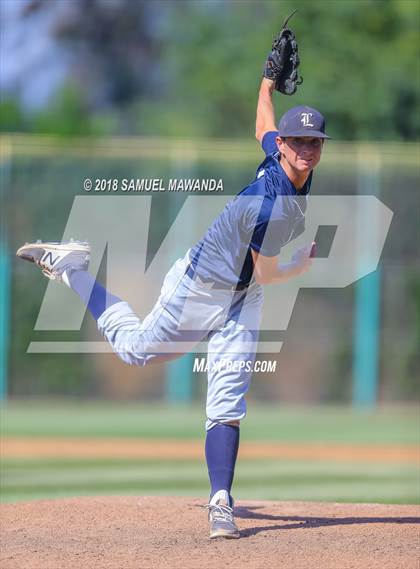 Thumbnail 1 in Harvard-Westlake vs Loyola photogallery.