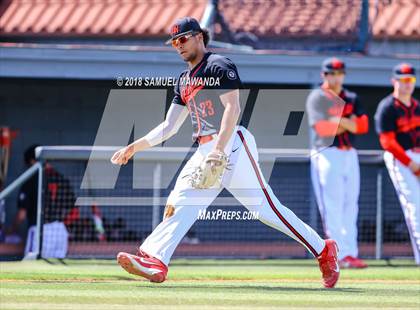 Thumbnail 2 in Harvard-Westlake vs Loyola photogallery.