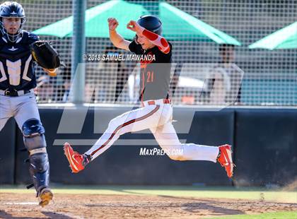 Thumbnail 2 in Harvard-Westlake vs Loyola photogallery.