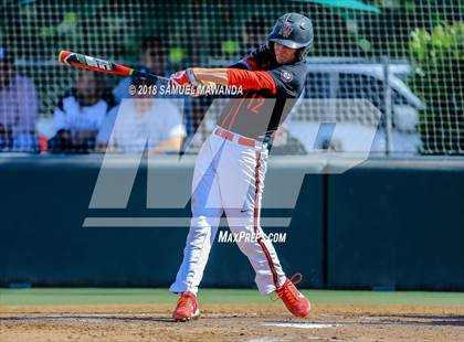 Thumbnail 3 in Harvard-Westlake vs Loyola photogallery.