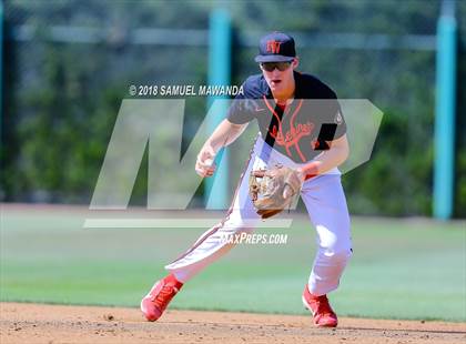 Thumbnail 1 in Harvard-Westlake vs Loyola photogallery.