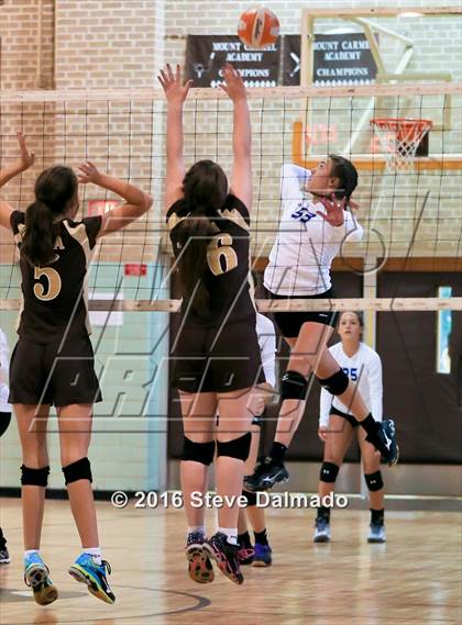 Thumbnail 3 in Vandebilt Catholic @ Mt. Carmel photogallery.