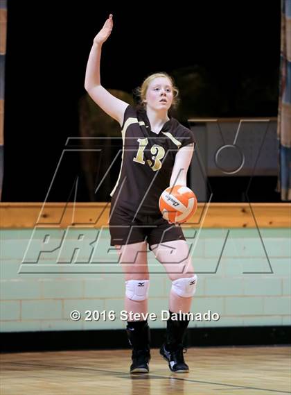 Thumbnail 3 in Vandebilt Catholic @ Mt. Carmel photogallery.