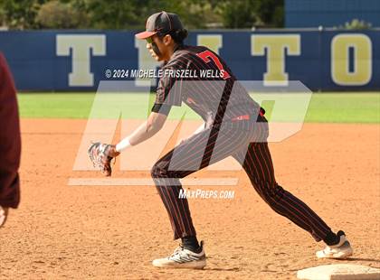 Thumbnail 3 in Kearny vs Mount Miguel( CIF SDS Division 5 Final) photogallery.