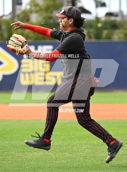 Thumbnail 1 in Kearny vs Mount Miguel( CIF SDS Division 5 Final) photogallery.
