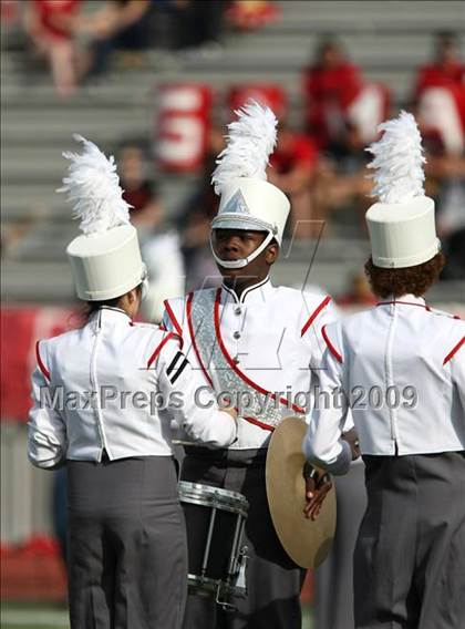 Thumbnail 3 in MacArthur vs. Plano East (Texas 5A Region I Bi-District Playoffs) photogallery.