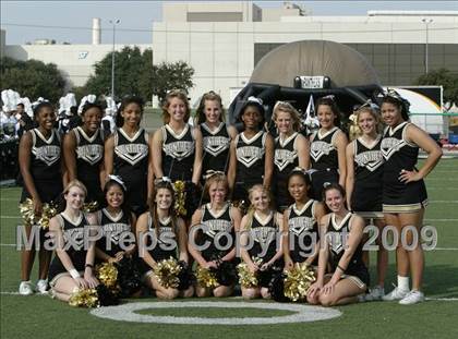 Thumbnail 2 in MacArthur vs. Plano East (Texas 5A Region I Bi-District Playoffs) photogallery.