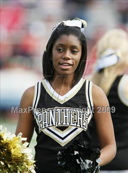 Thumbnail 1 in MacArthur vs. Plano East (Texas 5A Region I Bi-District Playoffs) photogallery.