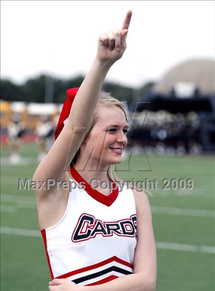 Thumbnail 2 in MacArthur vs. Plano East (Texas 5A Region I Bi-District Playoffs) photogallery.