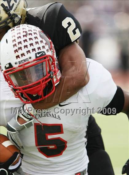 Thumbnail 3 in MacArthur vs. Plano East (Texas 5A Region I Bi-District Playoffs) photogallery.